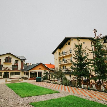 Hotel Complex Turistic Constantin Bucovina Câmpulung Moldovenesc Exteriér fotografie