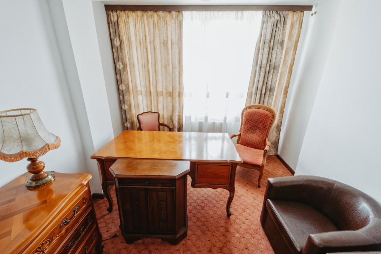 Hotel Complex Turistic Constantin Bucovina Câmpulung Moldovenesc Exteriér fotografie