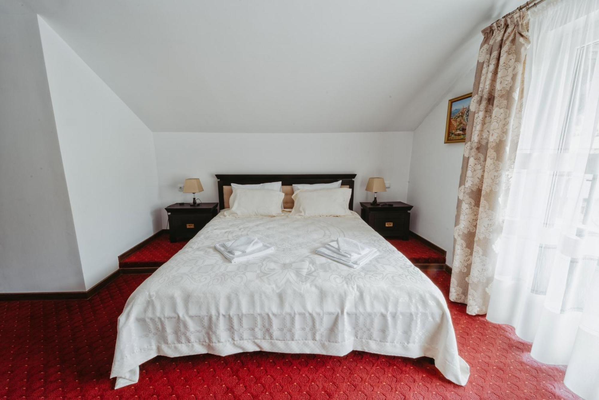 Hotel Complex Turistic Constantin Bucovina Câmpulung Moldovenesc Exteriér fotografie