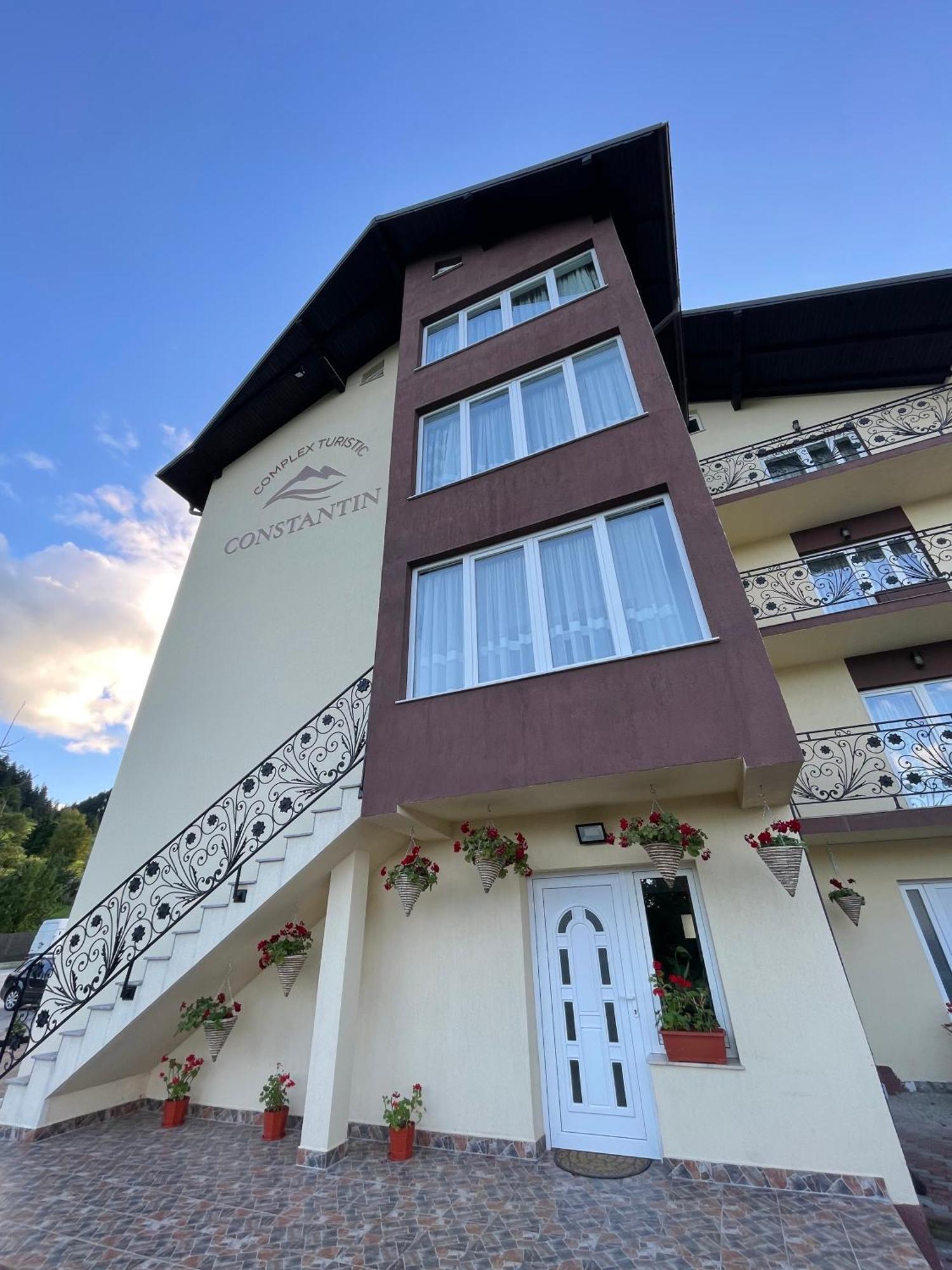 Hotel Complex Turistic Constantin Bucovina Câmpulung Moldovenesc Exteriér fotografie